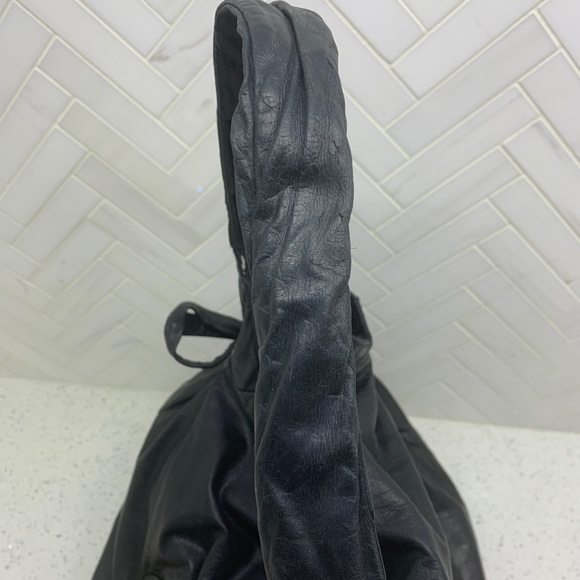 ❌SOLD❌ Gucci Hysteria Black Leather Calf Skin Hobo Bag - Picture 6 of 8